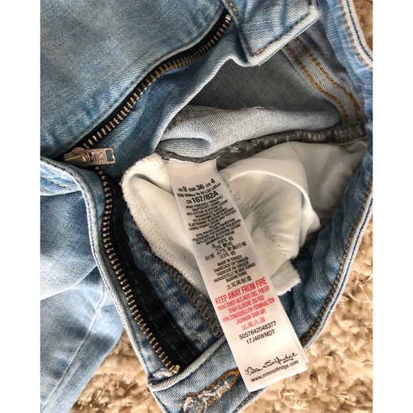 Miss Selfridge Women's Light Wash Ripped Jeans - Picture 5 of 6